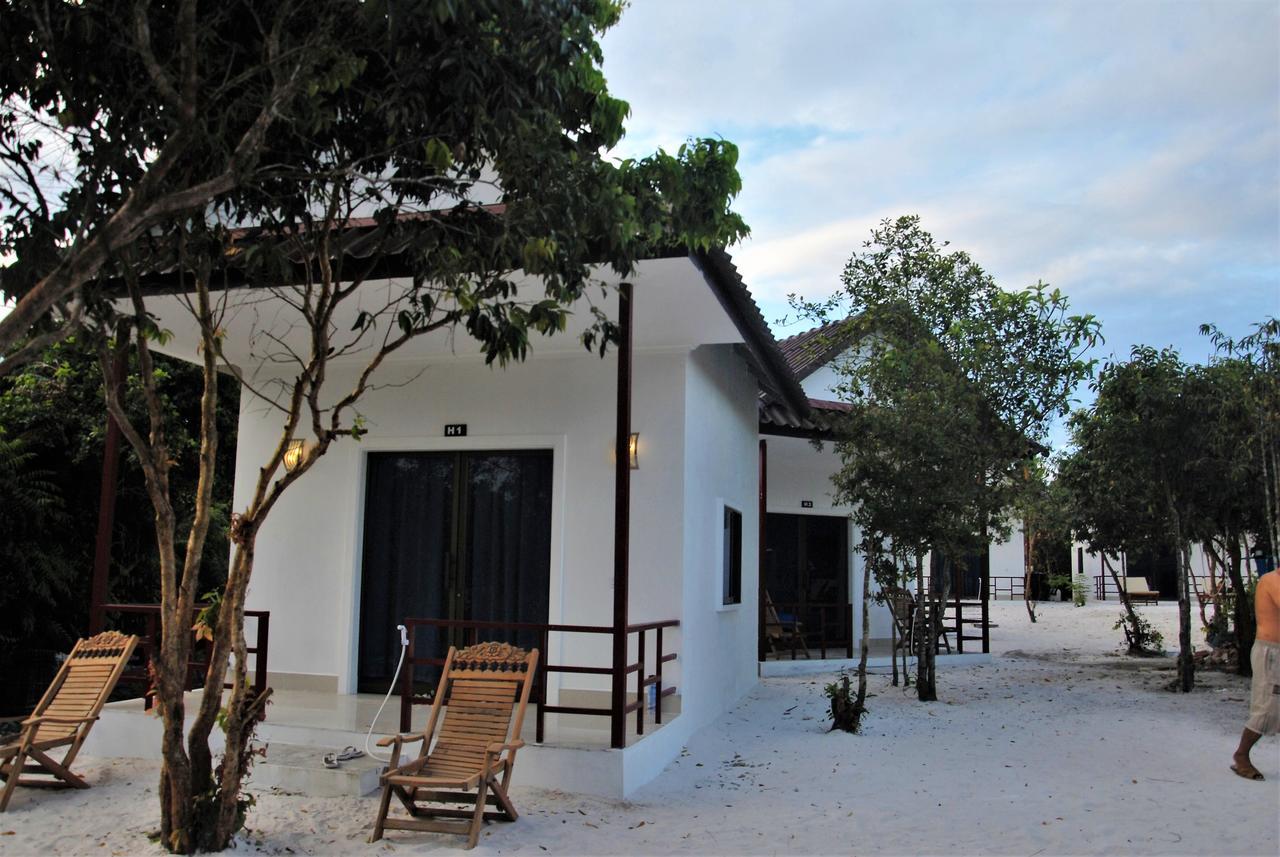 Home Stay Resort ロンサレム島 エクステリア 写真