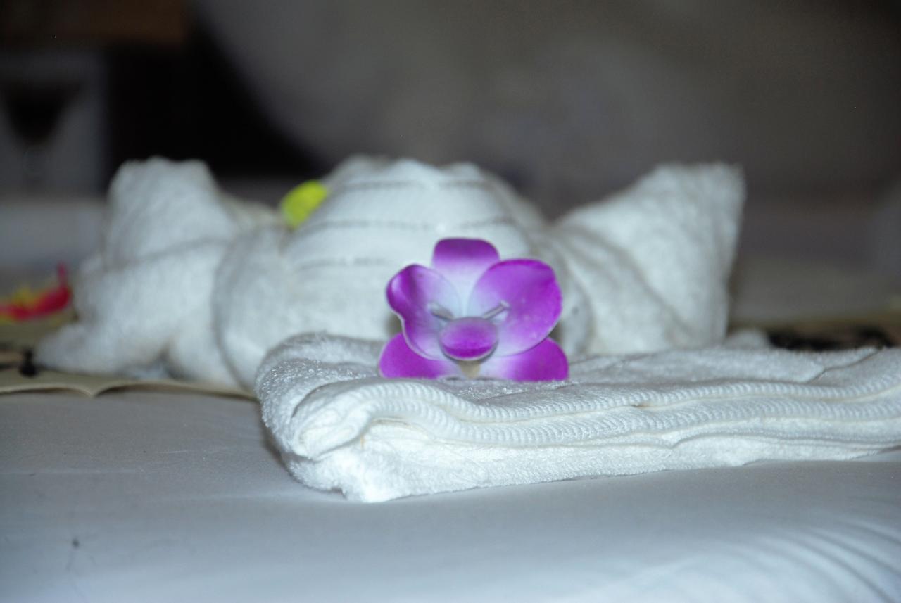 Home Stay Resort ロンサレム島 エクステリア 写真
